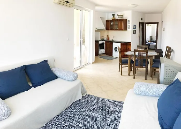 Апартхотел Rose 4*